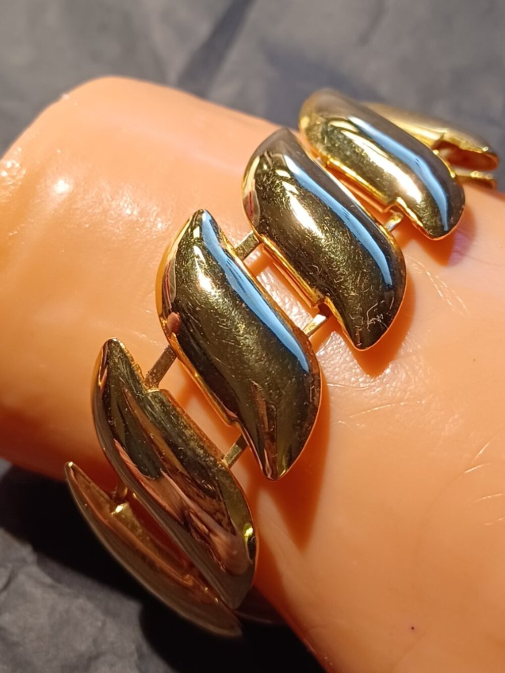 Shiny Polished Gold Statement Bracelet